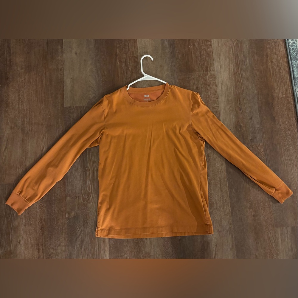 Uniqlo Men's AIRism Orange Long Sleeve Shirt (M)